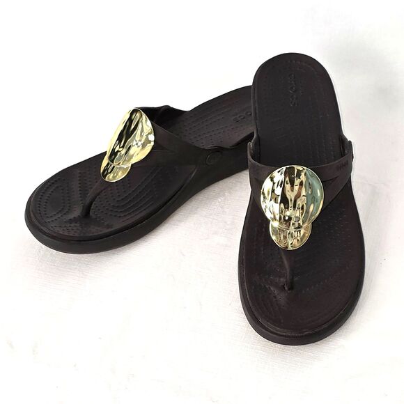Crocs Womens 9 Sanrah Liquid Metallic Gold Brown Comfort Flip Flop Thong Sandals - Picture 1 of 14